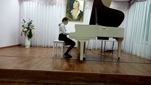 Хахалева Лиза,фортепиано,12 лет,6 класс,Парцхаладзе-Этюд