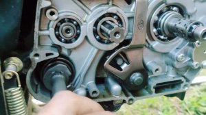 Первая поломка, не откидывается  лапка переключения скоростей Альфа.