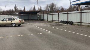 Учебная езда. «Заезд в гараж под 90 градусов». (Парковка под 90 градусов).