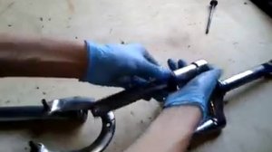 КАК ПОЧИСТИТЬ ВЕЛОСИПЕДНУЮ ВИЛКУ СВОИМИ РУКАМИ!!!