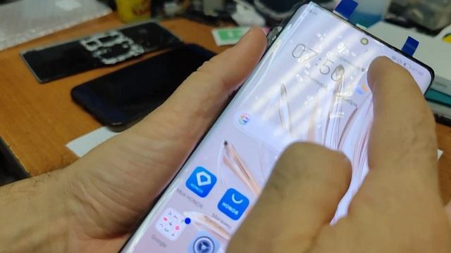 Ремонт, разборка и замена дисплея.  Телефон Honor 70