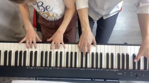 Загребина Аделия 8 лет. Фортепиано. Ансамбль с мамой. К.Хачатурян Помидор