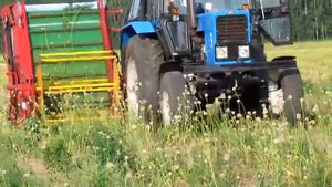 Машина для уборки цветоносов чеснока МУЦ-1,4 для трактора МТЗ-82