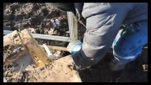 Установка забора с помощью заменителя бетона Hilst!