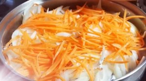 ?Карп тушёный с овощами в сметанном соусе.