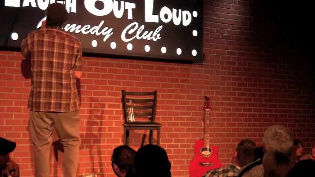 Brad Brake Greyhound смотреть онлайн