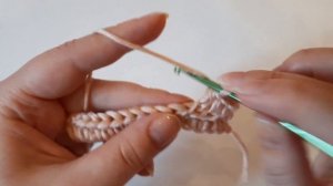 Вяжем английскую резинку крючком.