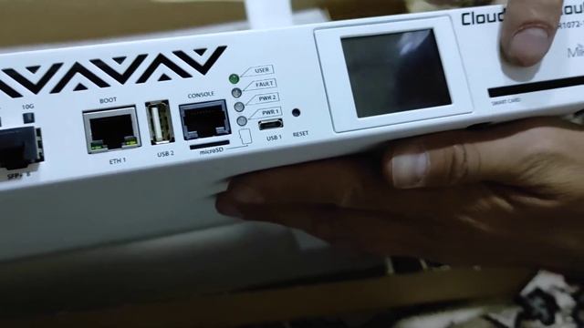CCR1072-1G-8S+ Mikrotik cloud core 1072