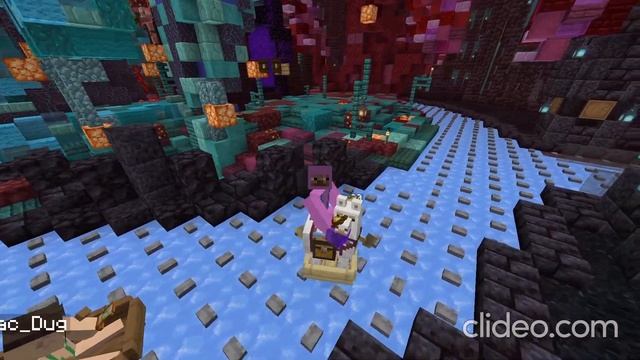 Наваливаем бочком под фонк в хабе сервера Plasmo SMP смотреть онлайн