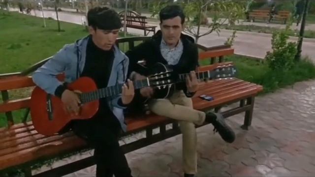 ДЕВУШКА СТОП БО ГИТАРА #БОГИ #КАМОЛИ #ХУЧАНДИ 2021 смотреть онлайн