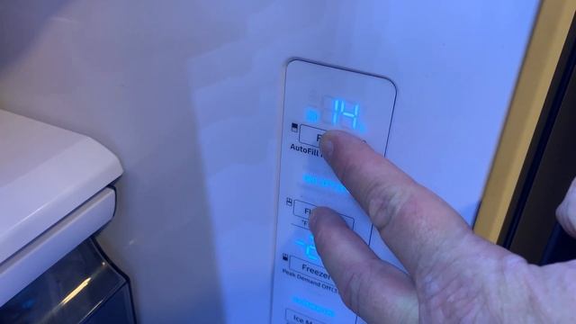 How to Force Defrost Samsung RF28R7351 смотреть онлайн