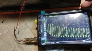 Старый измеритель  RCL возрастом 42 года с функцией генератора. Замер его гармоник.