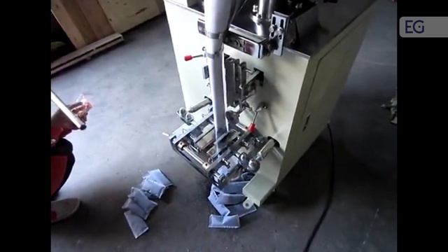 Машина для упаковки KV188-C смотреть онлайн