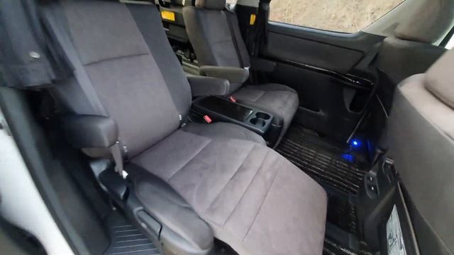 Обзор Toyota Vellfire Hybrid ZR G e-Four - Максималка ?? смотреть онлайн