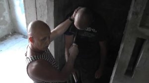 Работа лопаткой в ограниченном пространстве.В Н.Крючков