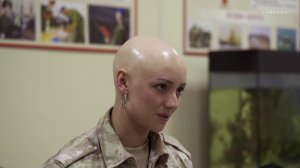 Солдатки: Стеснение отсутствия волос на голове