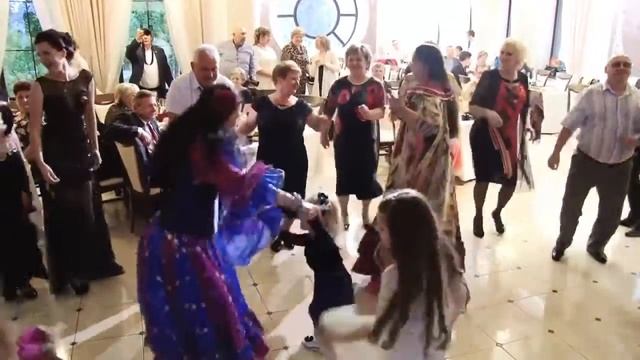Хочу такую свадьбу! Цыганское шоу Чергэн на свадьбе.Воронеж 2016г.