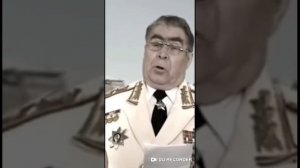 Брежнев всех поздравляет с днем защитника  отечества