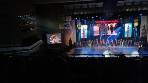 БКЗ "Октябрьский" праздничный концерт,видео с балкона.