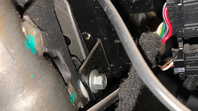 Замена радиатора печки на Чери Тиго Т11 смотреть онлайн