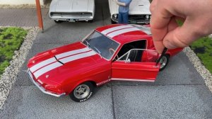 1:18 Ford Mustang Shelby GT500 '67, Candy apple red/white stripes - Solido [Unboxing]