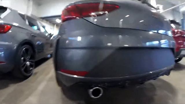 Seat Leon Cupra R 310 Limited edition - RU version смотреть онлайн