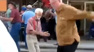 +Старики+танцуют+отжигают