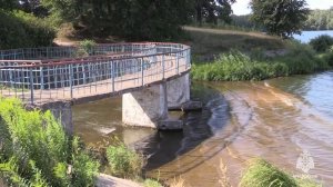 Женщина спасла от гибели на водоеме двоих детей в Железногорске