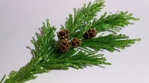 Работы из бисера.  Сосновая веточка. 1 часть.  Из бисера и рубки. Мастер класс . Пошаговый МК .