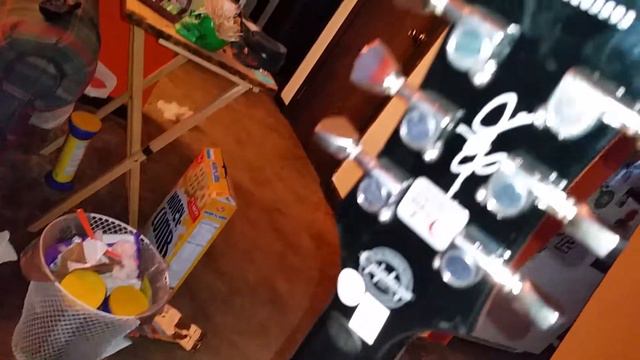 New guitar day unboxing pt. 2 Tony Iommi SG HOLY Grime. смотреть онлайн