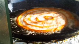 Как готовят чурросы в Испании