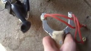 Тест самодельной рогатки для стрельбы по рыбе дротиками