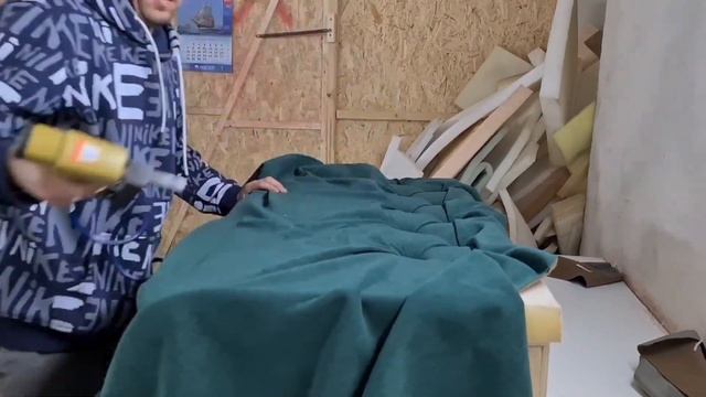 Шикарный диванчик своими руками.  Делаем красивую банкетку со спинкой. Диванчик капитоне