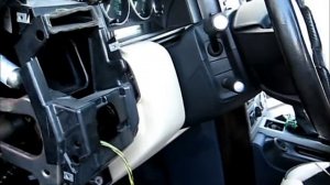 How to Remove Navigation Screen ⧸ Monitor from Range Rover 2005 for Repair.How to Remove Navigation