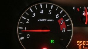Прыгают обороты Nissan note 2012 1.4