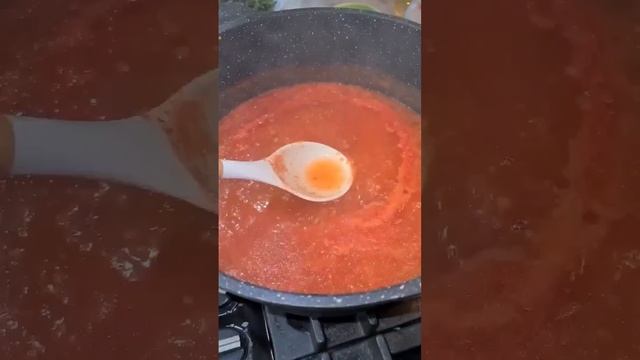 Острый томатный соус с базиликом без уксуса на зиму??? смотреть онлайн