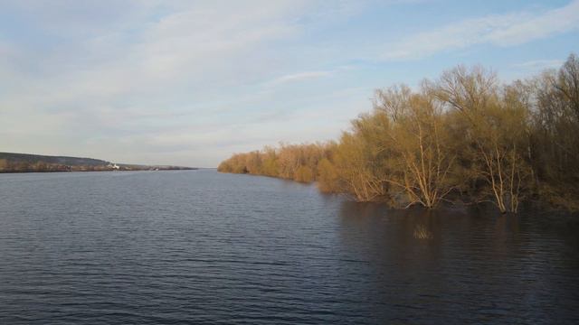 Разлив на Волге смотреть онлайн