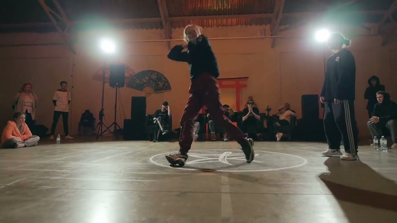 ONNA-BUGEISYA 1x1 ↔ Firefox vs Masha Uragan ↔ 1'4 ↔ BREAK RAVE CYPHER #breakrave #bmvideo смотреть онлайн