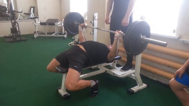 Жим лежа 103х18 смотреть онлайн