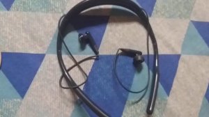 don't buy ?#Samsung level U 2 bad quality? Bluetooth headphone ??