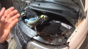 Саня нашёл вроде бы проблему с картерными газами Транспортер Т5 в деревне