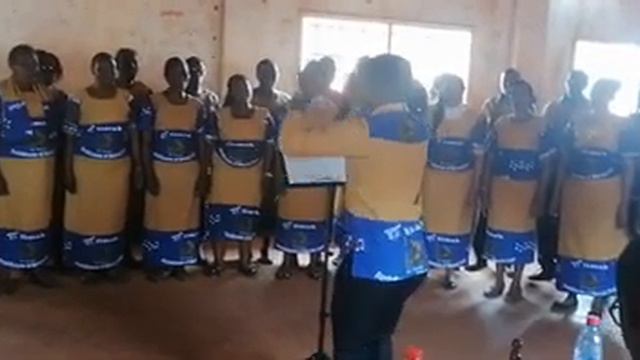 Savio Makadara-Kijana Mmoja-Kanini kega🤣🔥🔥🔥🔥⚡️💃💃💃 смотреть онлайн