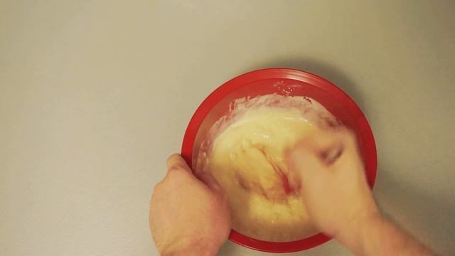 Толстые и пышные блины на кефире