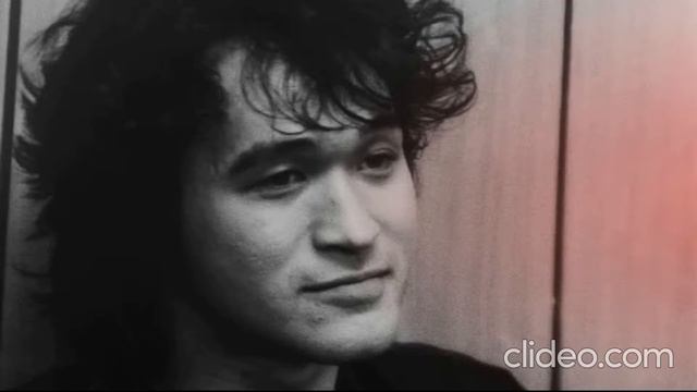 Красная-красная кровь. Про что строчка, мой взгляд.