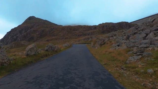 Kingsong S18 EUC ride up a mountain to Stwlan Dam смотреть онлайн