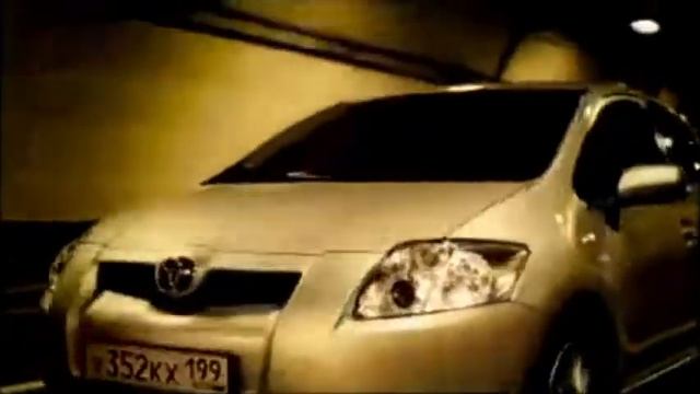 Toyota Auris [2008] смотреть онлайн