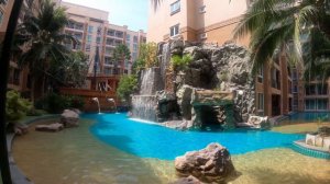 Atlantis Condo Pattaya 2020 (Внутренний двор в Атлантис Кондо Паттайя)