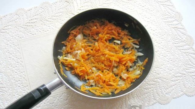 Мясные зразы с морковью и сыром