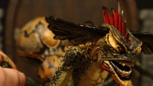 NECA Spider Gremlin Gremlins 2 The New Batch Deluxe Action Figure Review & Comparison