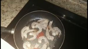 КРЕВЕТКИ в Сливочно-Чесночном Соусе